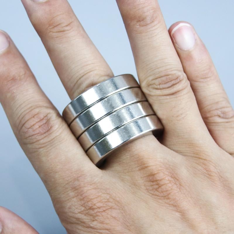 Kalsten | Folding Four-Finger Trigger Ring