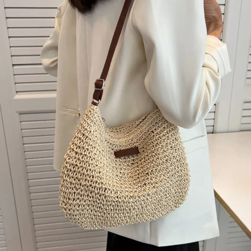 Isabelle Ladies Handbag – Minimalistic Design and Practical Size | Kalsten