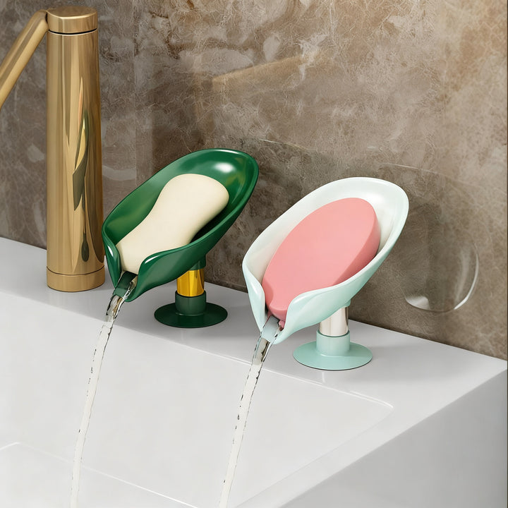 Soap holder with suction cup, wall mounted