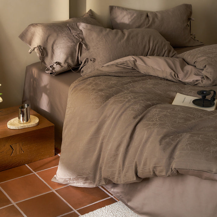 Cotton bedding 4-piece, 1.8 m, jacquard pattern