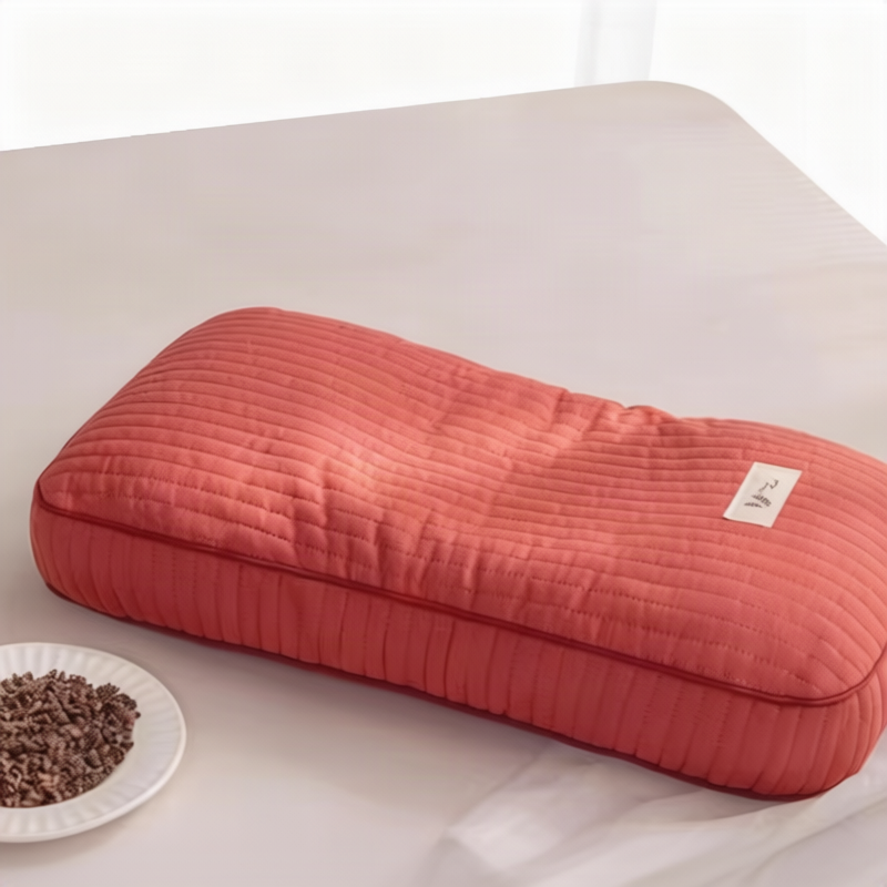 Neck support pillow with polyester filling