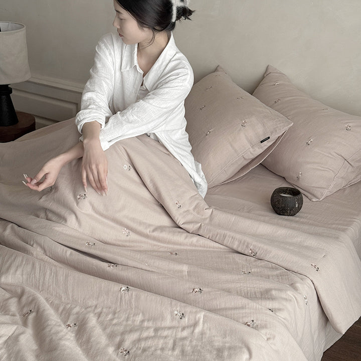 Cotton summer duvet with embroidery, washable