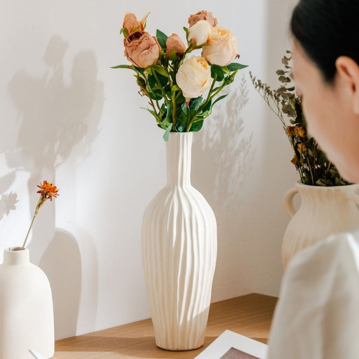 Ceramic flower vase, country house style, woven texture