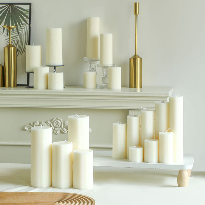 Nordic scented candle, cylinder with stripe pattern, white