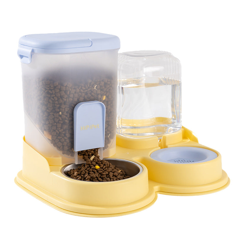 Feeding and drinking bowl for cats and dogs