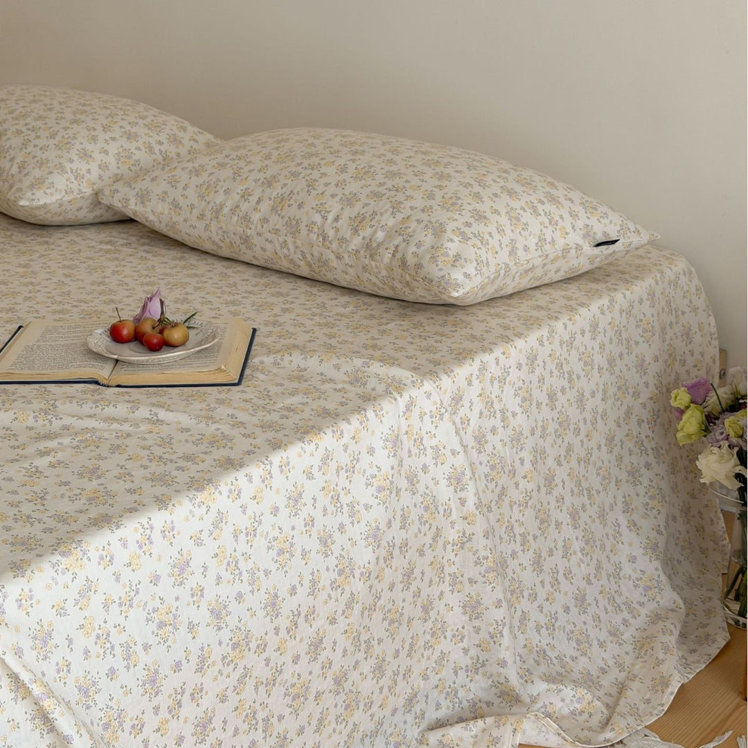 Cotton double gauze bed sheet with floral pattern