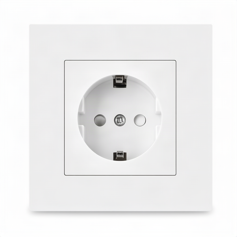 European flush-mounted socket 16 A