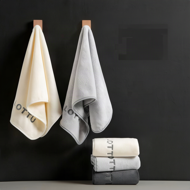 Sports towel made of coral fleece, quick-drying