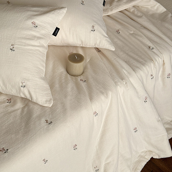 Cotton summer duvet with embroidery, washable