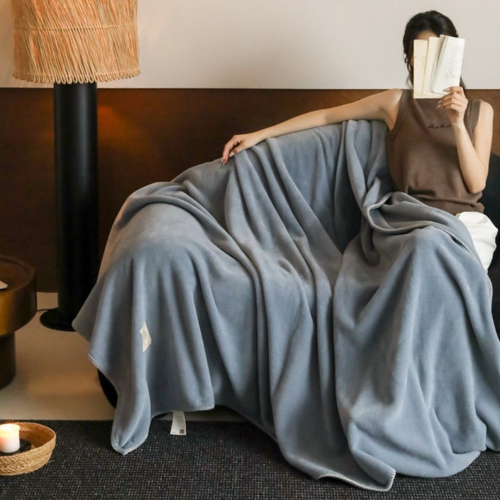 Solid color wool blanket, 120–200 cm