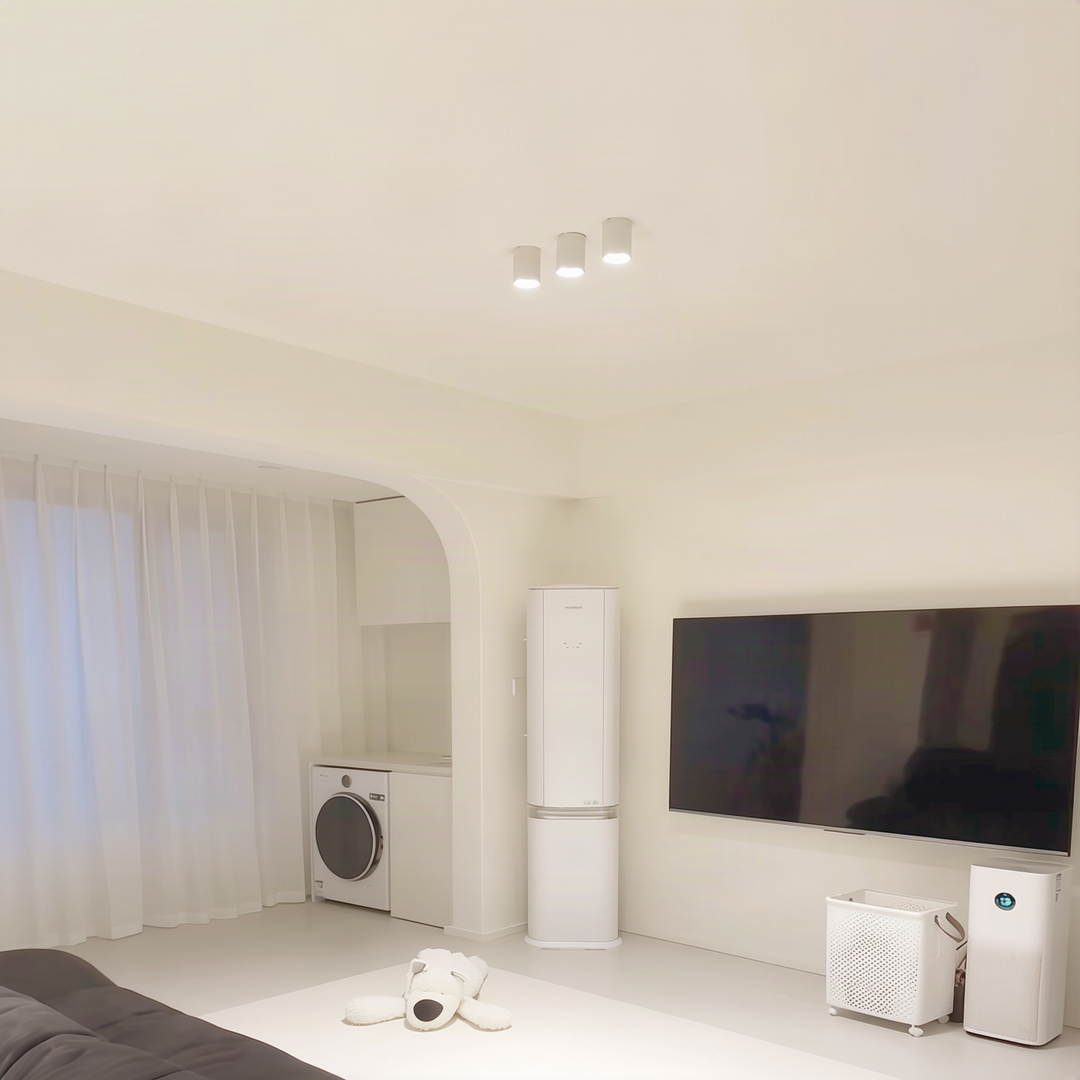 LED wall lamp with remote control and color selection