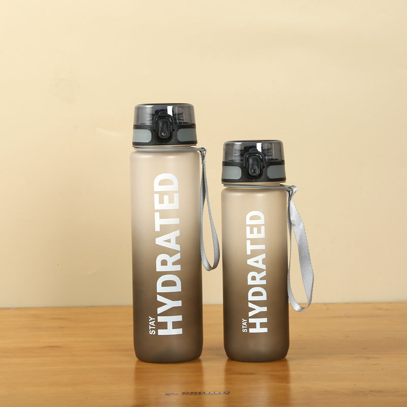 Sports water bottle with flip top, 750–1000 ml