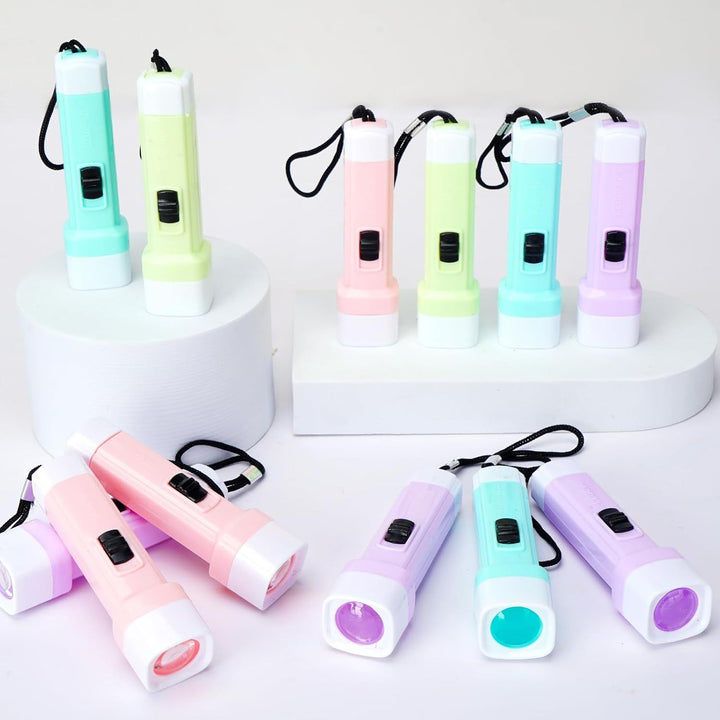 LED flashlight, portable and compact