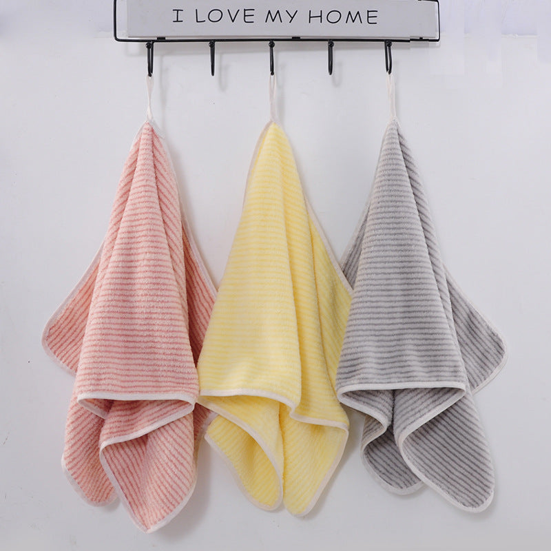 Bath towel and hand towel made of coral fleece