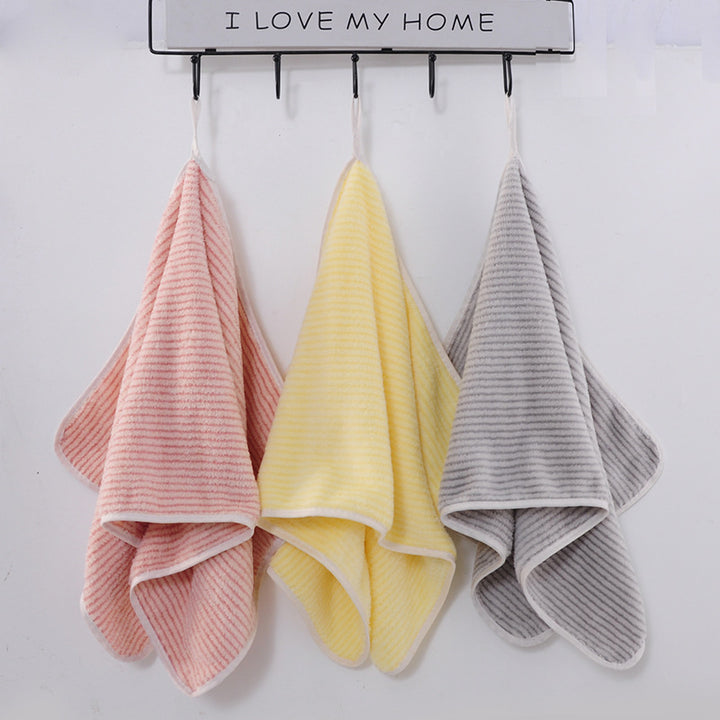Bath towel and hand towel made of coral fleece