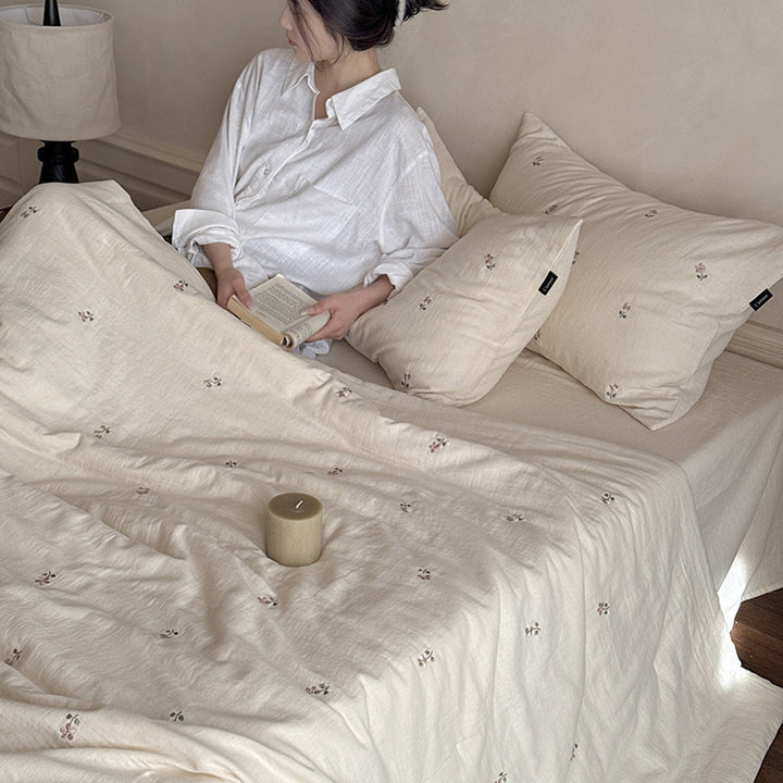 Cotton summer duvet with embroidery, washable
