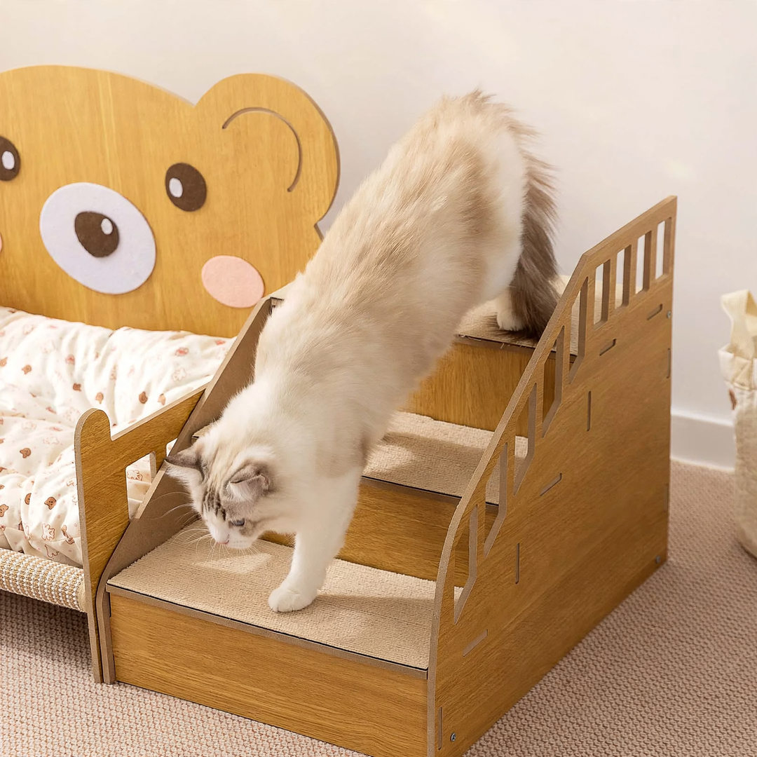 Wood Pet Bed with Integrated Ladder
