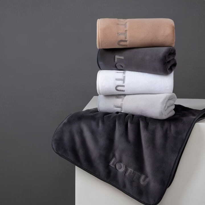 Sports towel made of coral fleece, quick-drying