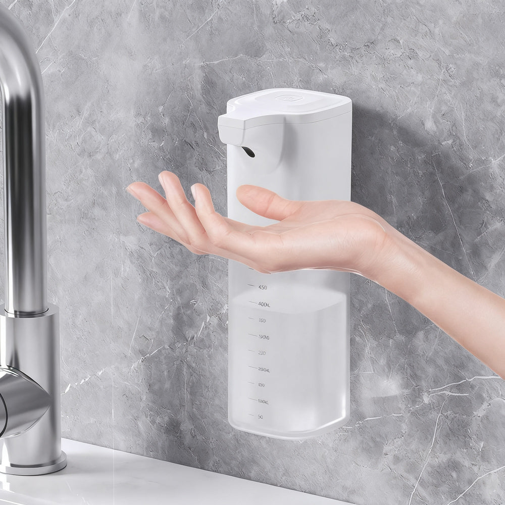 Automatic soap dispenser with sensor