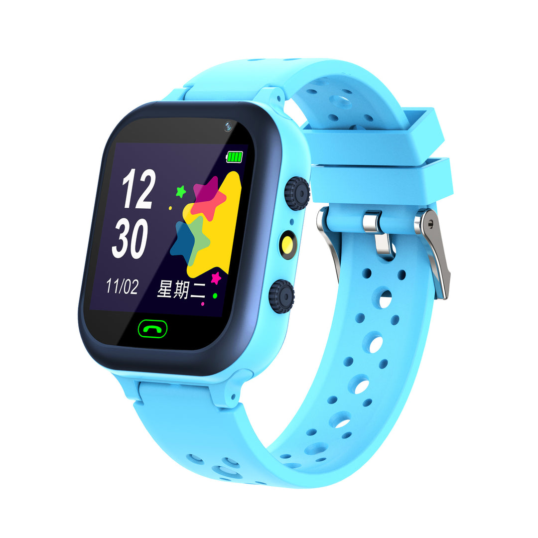 Kids' smartwatch with camera, GPS and SOS button