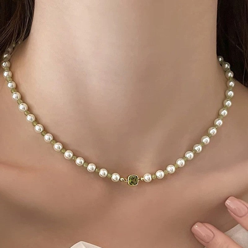 Pearl necklace with silver clasp, pearls 4–12 mm