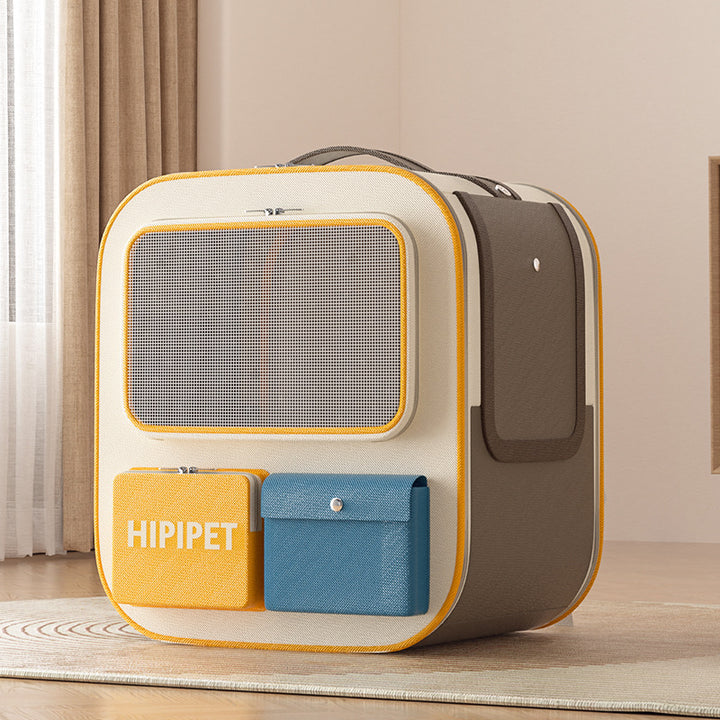 Pet transport box with wheels