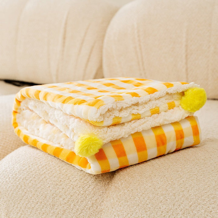 Fleece heating mat for pets