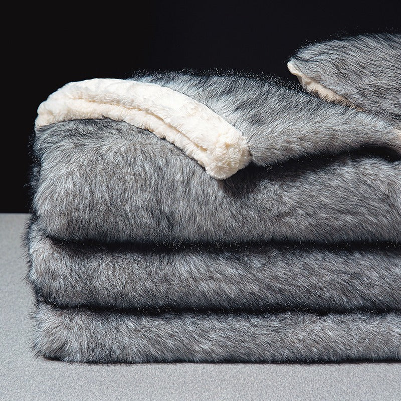 Fluffy faux fur blanket in luxury look