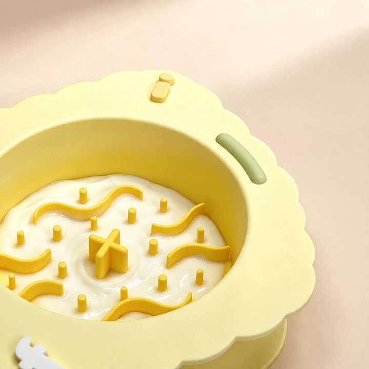 Silicone Leak Mat for Pets with Suction Cup