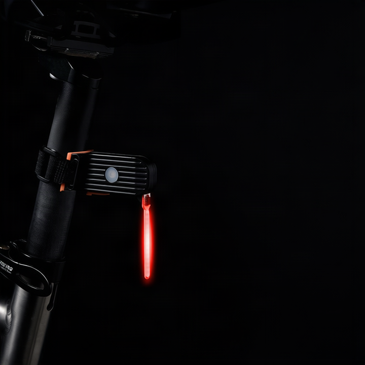Bicycle rear light with flowing light effect, USB-C