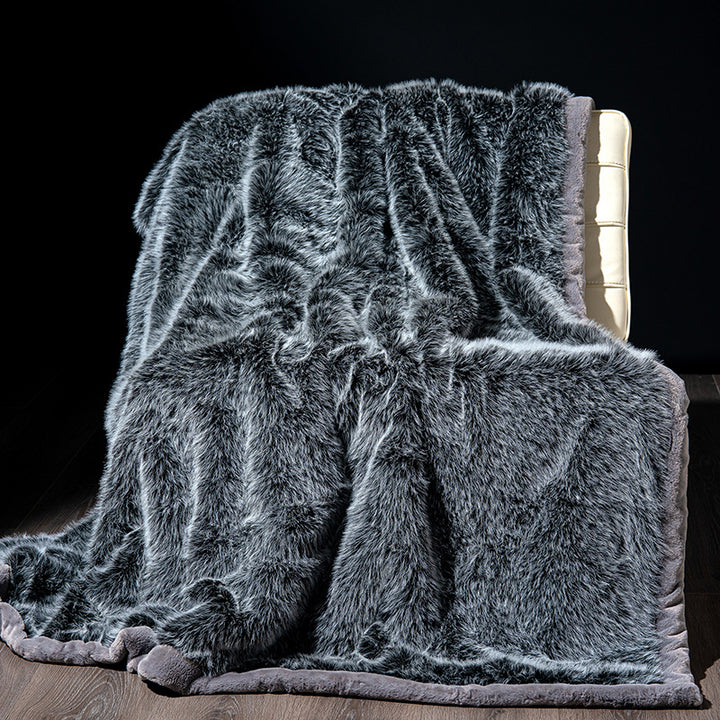 Fluffy faux fur blanket in luxury look