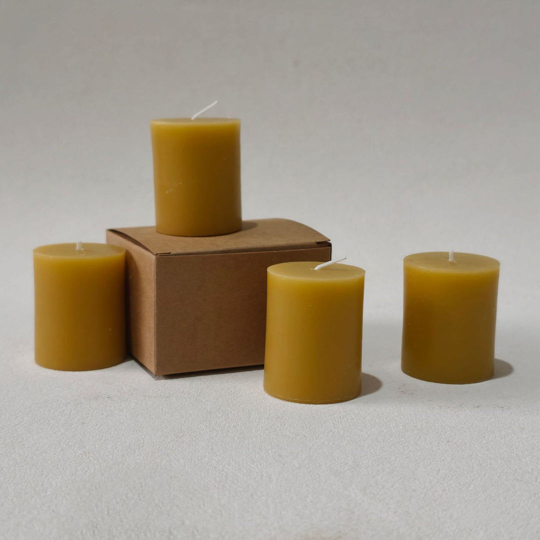 Beeswax candle, pillar, 4×5 cm, handcrafted