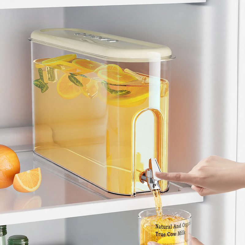 Refrigerator water jug with tap, 4 L, plastic