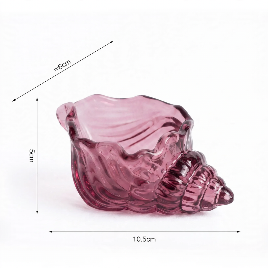 Shell-shaped glass candle holder in color