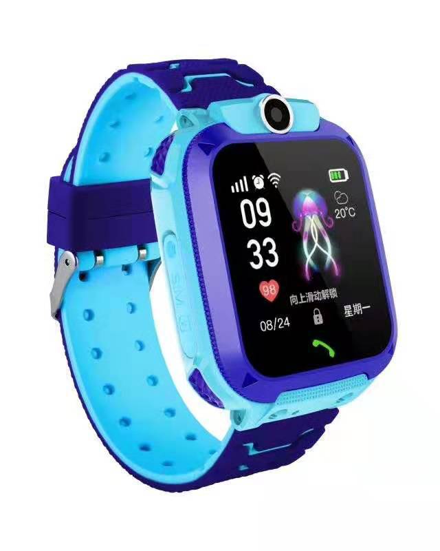Kids' smartwatch with camera, GPS and SOS button