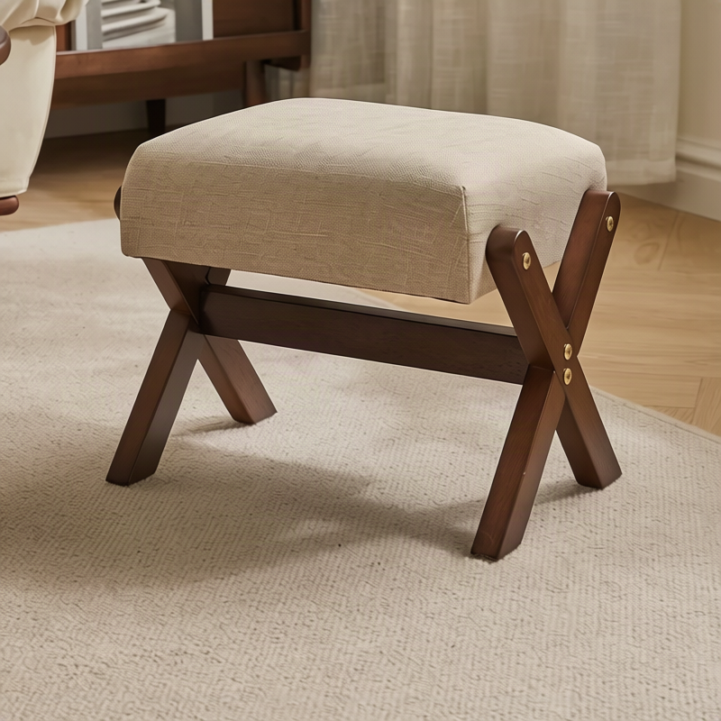 Children's footstool made of rubber wood, square