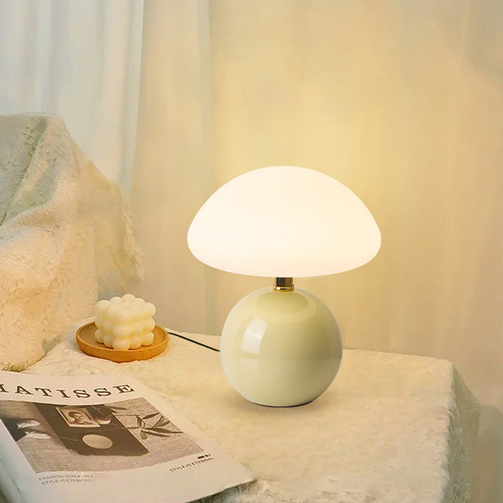 Mushroom table lamp with ceramic base, USB-powered
