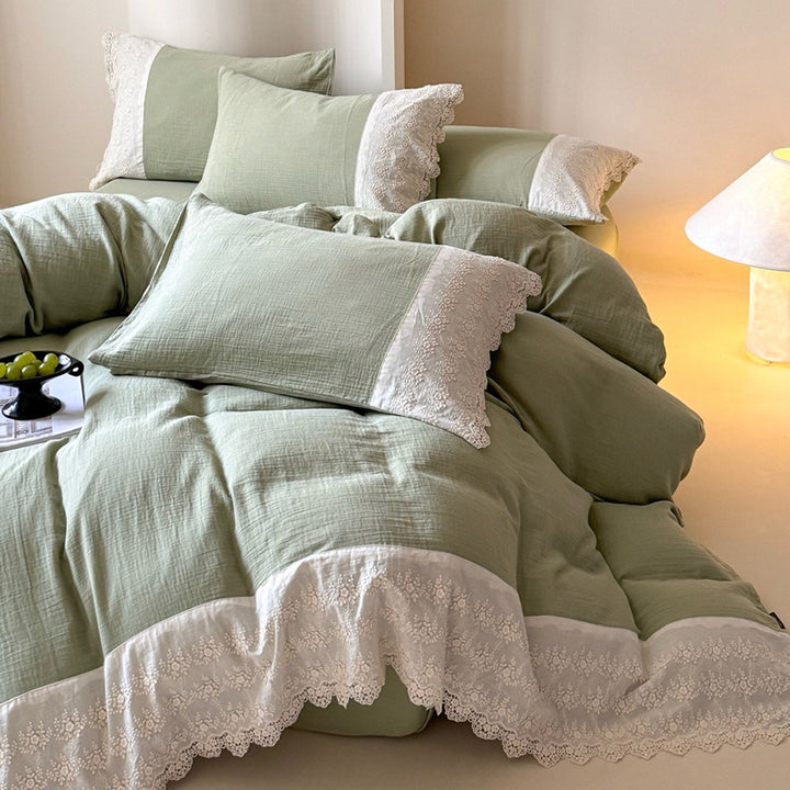 Cotton bedding set with lace, 4-piece