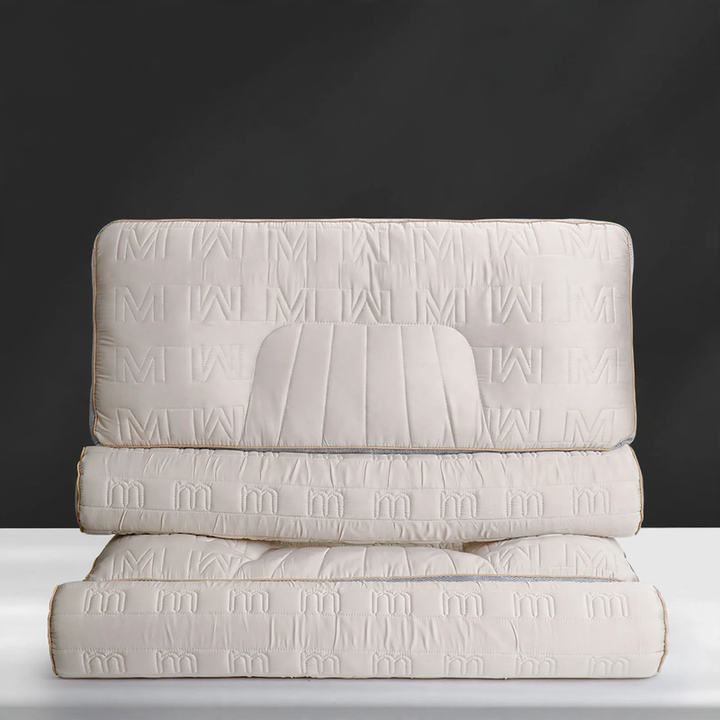 Neck support pillow with memory foam