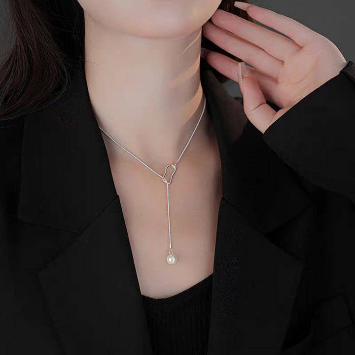 Pearl necklace with silver clasp, pearls 4–12 mm