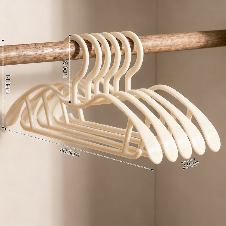 Plastic hanger with short neck, non-slip