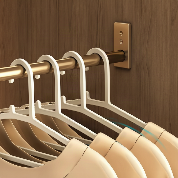 Plastic clothes hangers with slip protection, 5–50 pieces