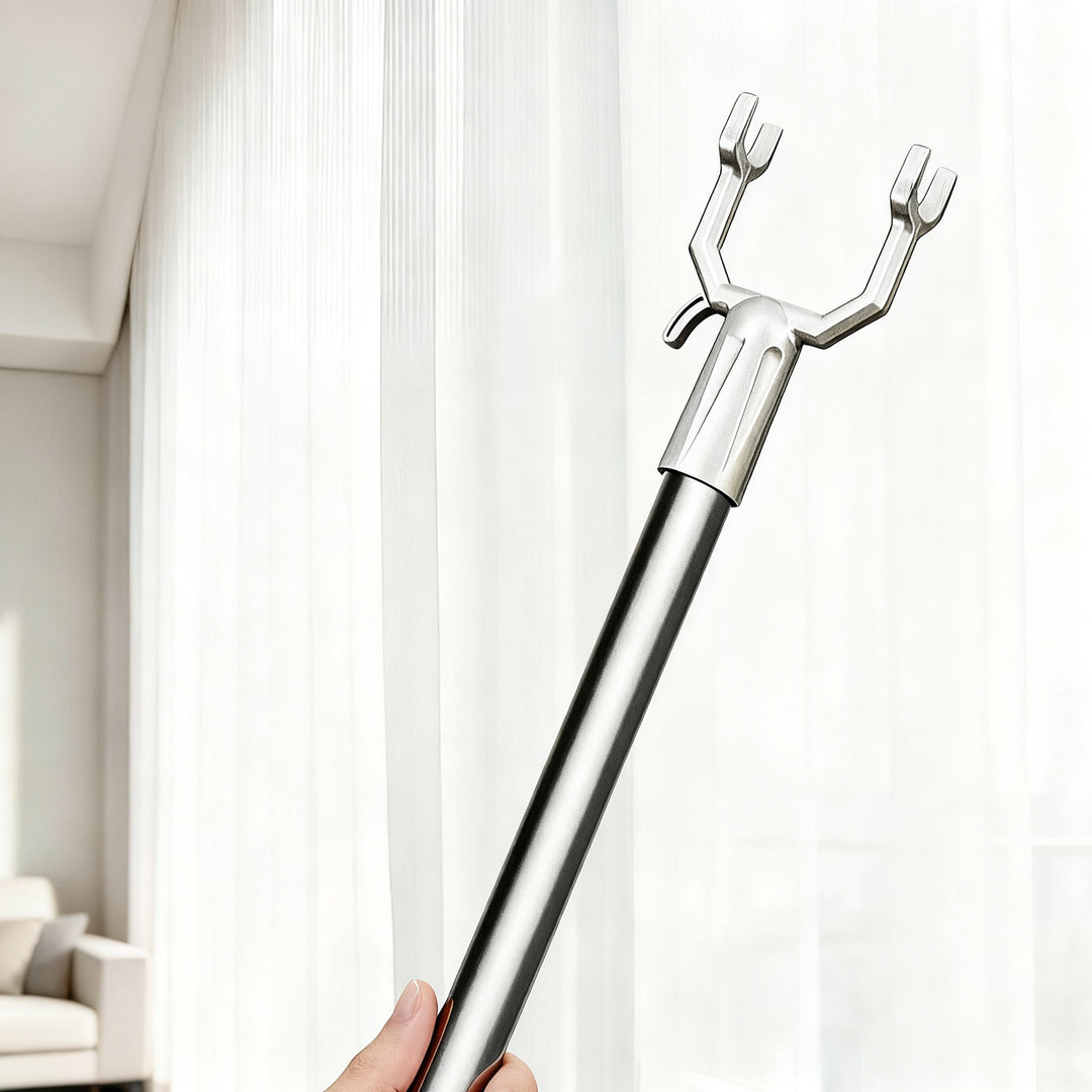 Telescopic clothes rail made of stainless steel