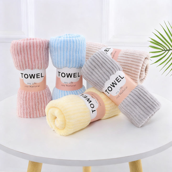 Bath towel and hand towel made of coral fleece