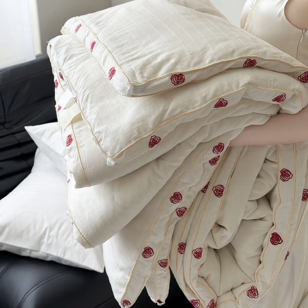 Cotton quilt with soybean fiber, spring to winter