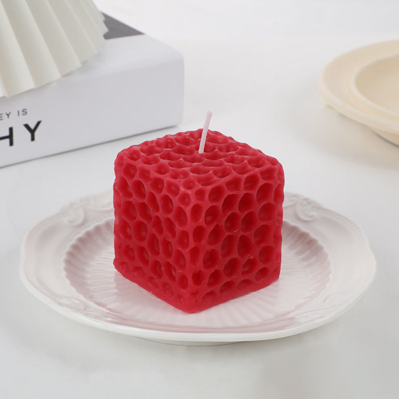 Honeycomb Pattern Fragrance Candle Made of Paraffin