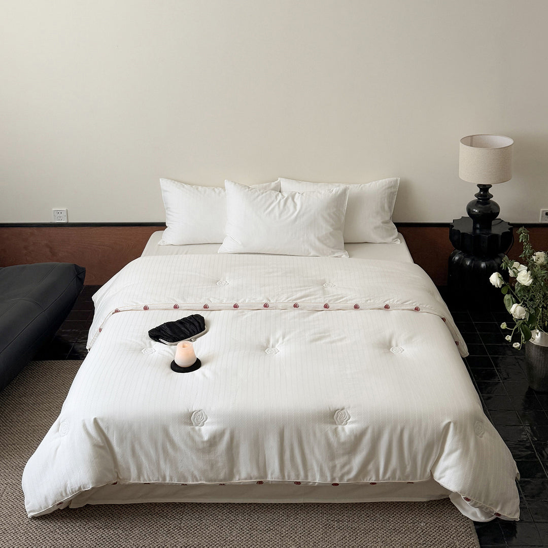 Cotton quilt with soybean fiber, spring to winter