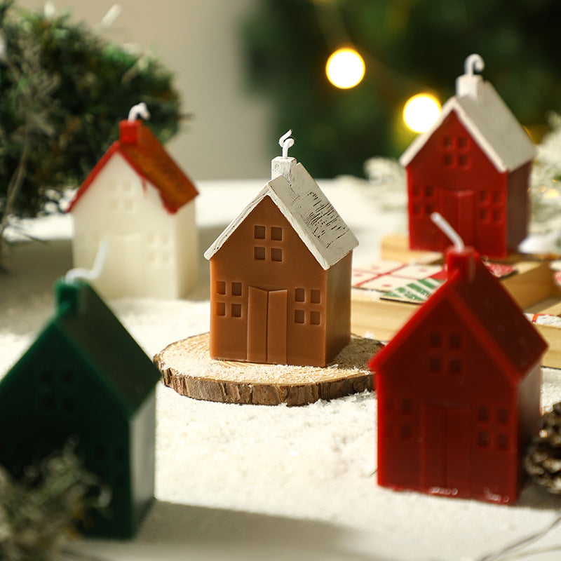 Scented candle with house design, handmade