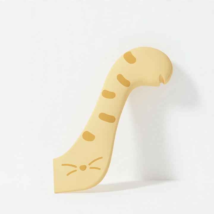 Silicone lid and spoon for cat food cans