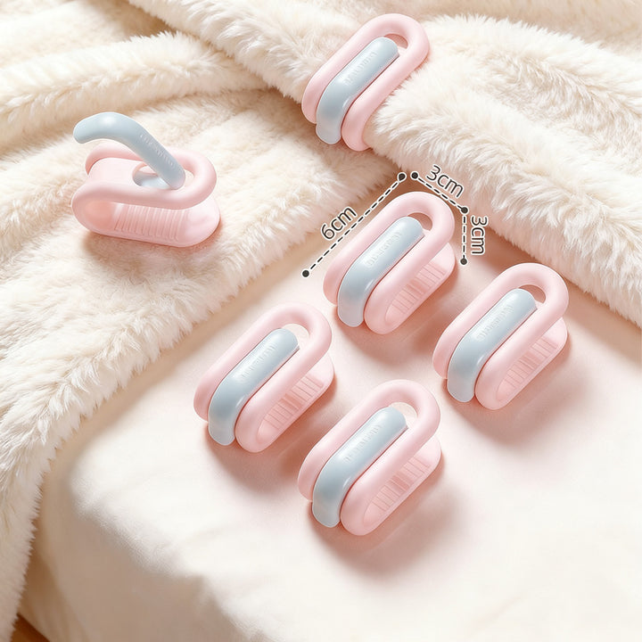 Duvet clips without needles